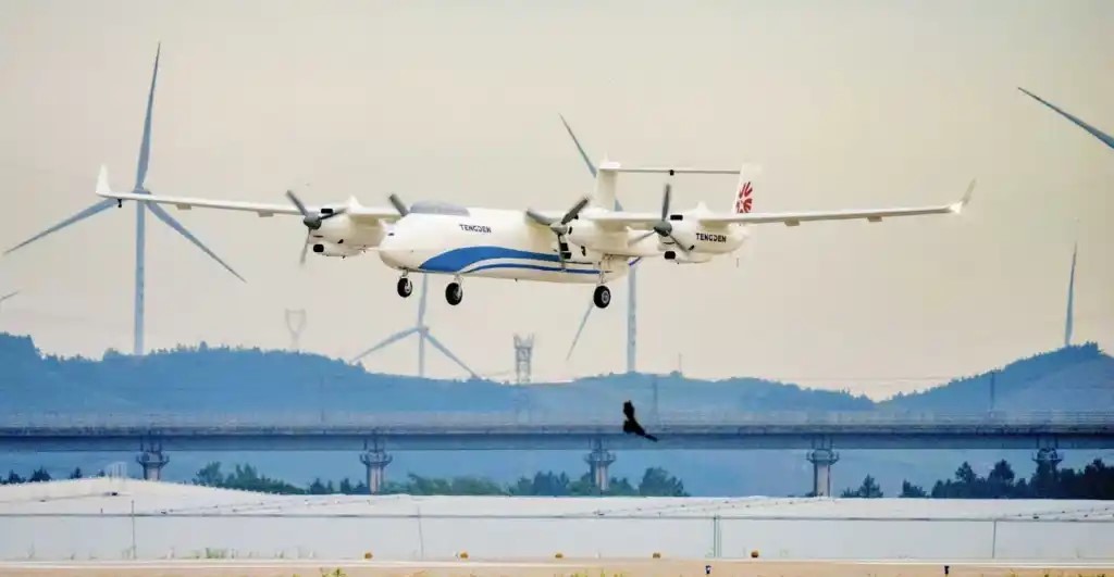 D18 Twin Tailed Scorpion D UAV (B)